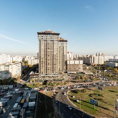 Роскошная 3К Квартира 135М2 На Набережной. Минская كييف المظهر الخارجي الصورة